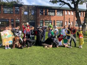 Halloween Costumes in Rang 4 
