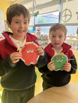 Developing fine motor skills in Ms Lambe\'s junior infants!