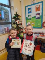 Christmas Books 📚 🎁