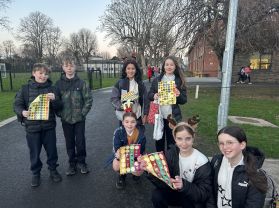 Nollaig Shona Daoibh ón bhFoireann Fáiltiú! 